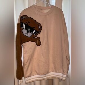 Men's Crewneck Sweater with Bear Design - Tan